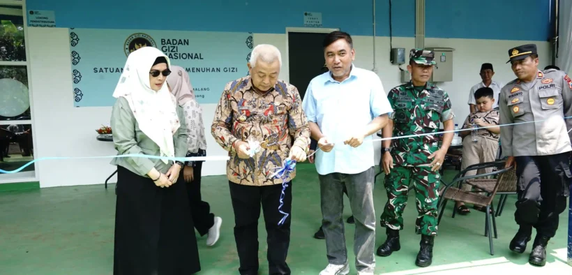 FT. Saat Bupati Malang sedang meresmikan Satuan Pelayanan Pemenuhan Gizi (SPPG) baru di wilayah Kabupaten Malang (MemoX/nif).