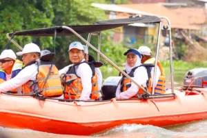 Peringati HUT Korps Marinir dan World Clean Up Day