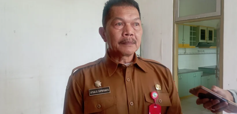 Plt Kepala Dinas Komunikasi dan Informatika (Kominfo) Kabupaten Malang, Atsalis Supriyanto jelaskan Aplikasi baru cegah pungli di desa, SIMAMA