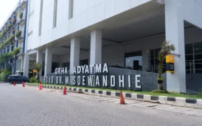 Pemerintah Kota Surabaya hadirkan inovasi Fast Track Chest Pain, untuk warga yang alami nyeri dada akibat penyakit jantung koroner