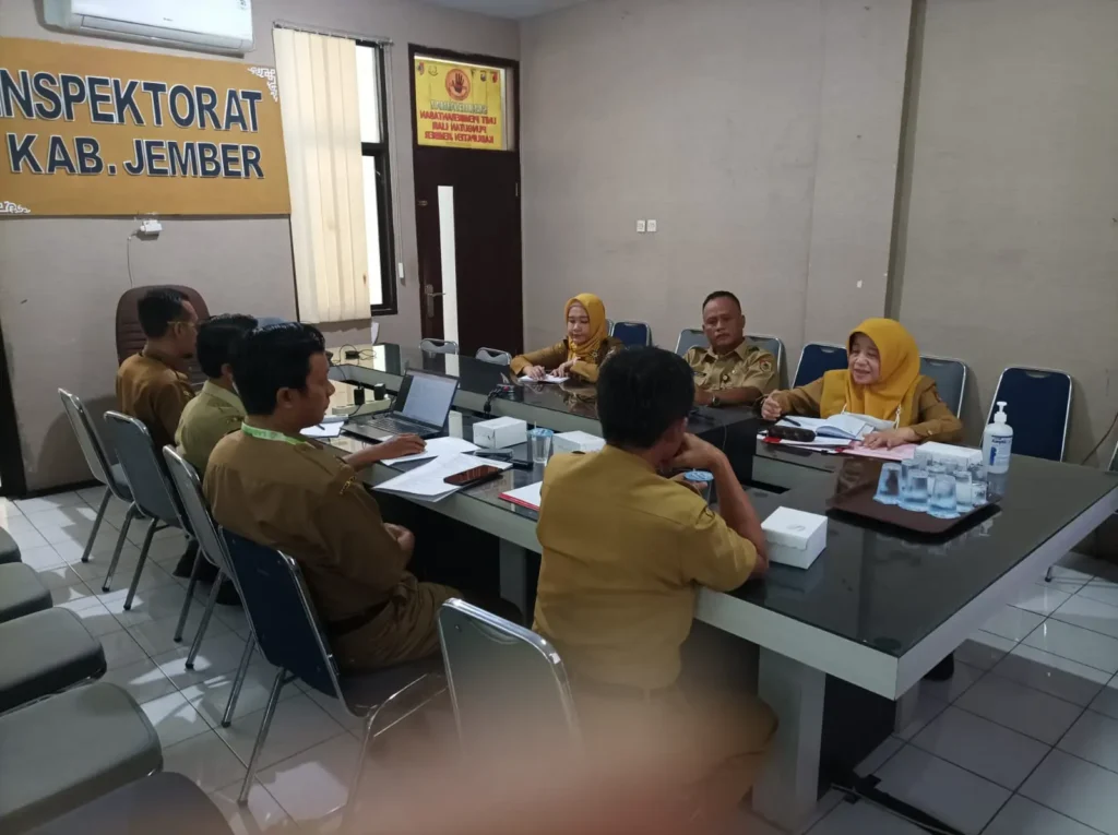 Inspektorat Kabupaten Jember memeriksa Kades Balung yang diduga menghalangi proses pelaporan kasus kekerasan seksual (Pemerkosaan)