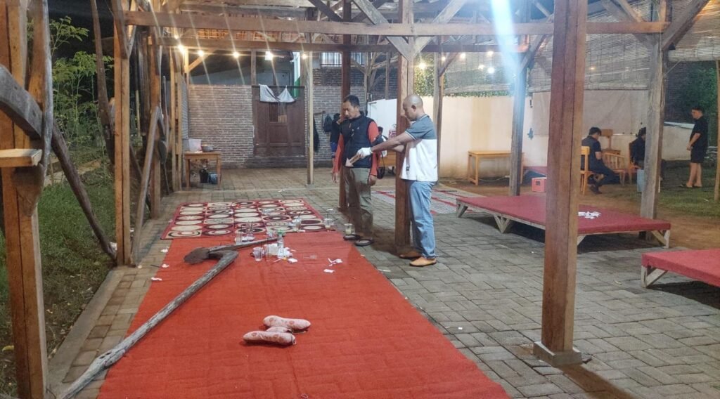 Puluhan Pemuda Serang Kafe di Probolinggo