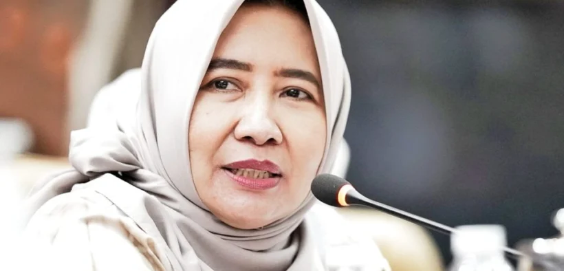 Komisi B DPRD Provinsi Jawa Timur menggagas Raperda tentang Perlindungan dan Pemberdayaan Petani Garam dan Petani Tambak.