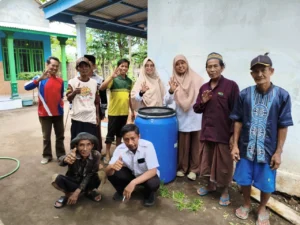 Petani Probolinggo Sulap Limbah Rumah Tangga Jadi Pupuk Organik Cair