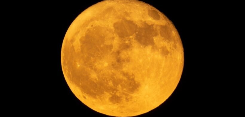 Supermoon Hunters Moon 2025