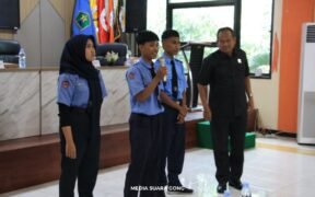Satpol PP Goes to School