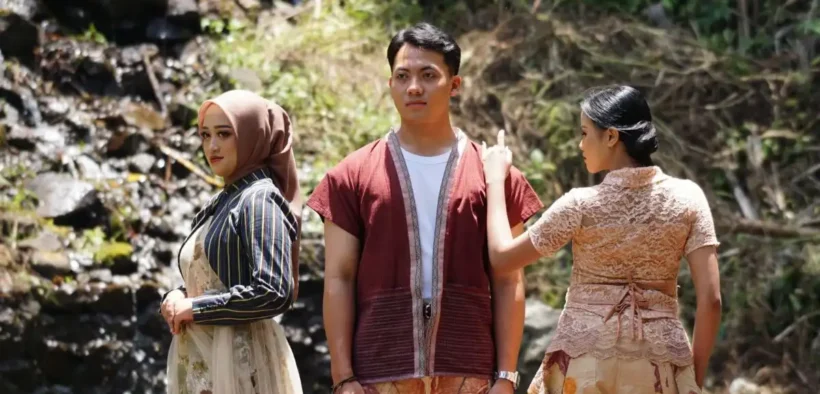 Gaungkan Kreativitas ke Kancah Nasional, Fashion on The River #3 Angkat Wastra Batu
