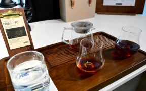 Sebuah kafe bernama Julith Café di Dubai resmi mencatatkan diri sebagai penyaji kopi termahal di dunia dengan Harga Rp 16 Juta Per cangkir