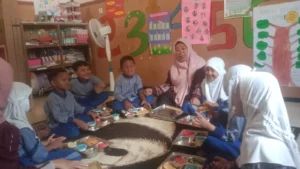 Menengok Program MBG di PAUD Asyafi’iyah Argotirto Sumawe