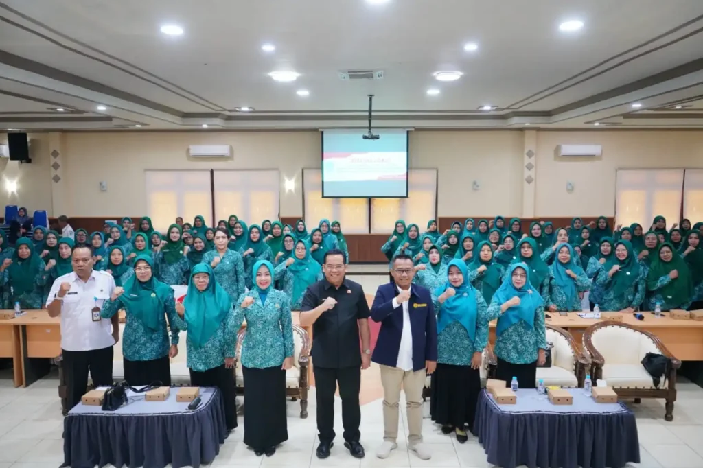 Pemkot Probolinggo menggandeng ibu-ibu PKK Dalam upaya memperkuat ketahanan keluarga dan mencegah kenakalan remaja