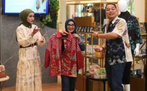 Pemerintah Kota Surabaya resmi meluncurkan program Surabaya Holiday Super Sale (SHSS), Sebuah pesta diskon besar-besaran Akhir tahun 2025