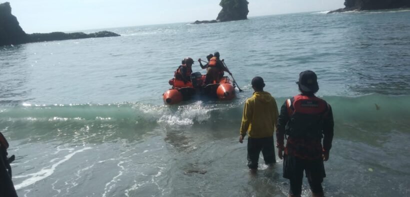 Tim SAR Gabungan terus upayakan pencarian 2 warga yang hilang di Sungai Glidik, Desa Lebakharjo, Kecamatan Ampelgading, Kabupaten Malang