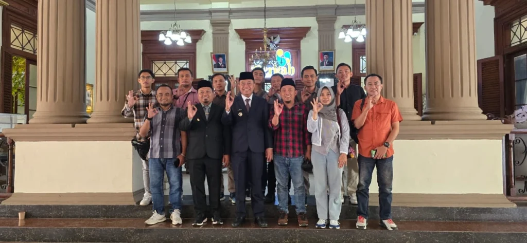 Bupati Abdul Hamid Wahid Ajak Persatuan Wartawan Indonesia (PWI) Bondowoso Sebarkan Semangat Optimisme dan Kreativitas