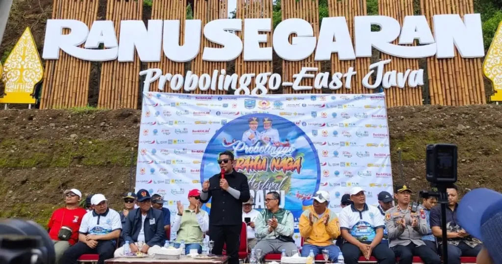 Festival Dayung Ranu Segaran 2025 menghadirkan lomba perahu naga dan SUP, jadi momentum peningkatan sport tourism dan Wisata Probolinggo