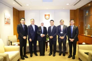 Khofifah Perkuat Kerja Sama Pendidikan Jatim – Singapura