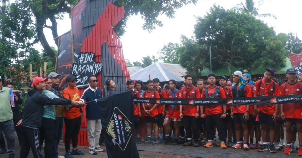 Puncak kemeriahan The Seven Lakes Festival Probolinggo Paradise 2025 semakin memikat dengan digelarnya Djarum Super Adventure Race 2025