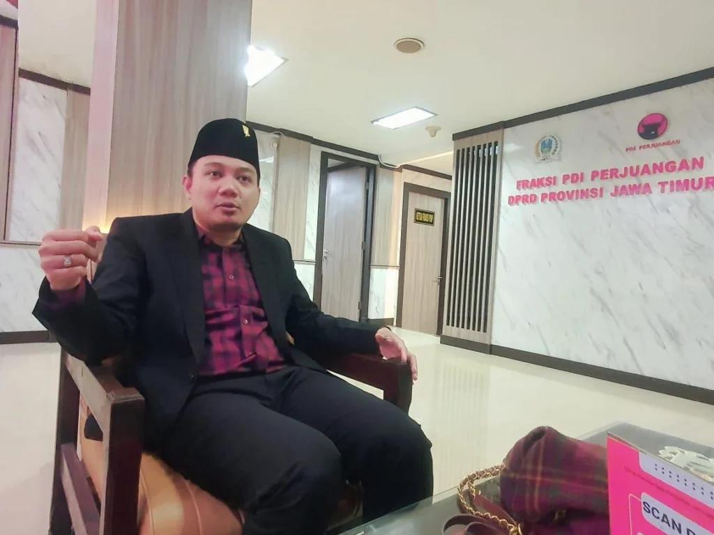 Anggota DPRD Provinsi Jatim Fuad Benardi Bangga atas penganugerahan gelar pahlawan nasional kepada 3 tokoh asal Jawa Timur.