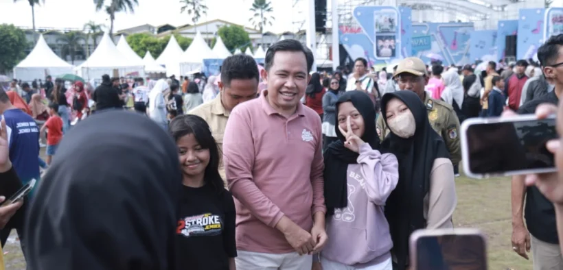 Pemerintah Kabupaten Jember kembali menunjukkan komitmennya dalam mempromosikan potensi daerah melalui gelaran Karnaval SCTV 2025