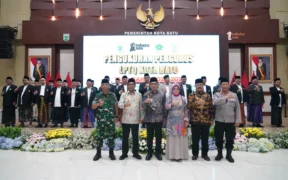 Wali Kota Batu, Nurochman, resmi mengukuhkan Pengurus Lembaga Pengembangan Tilawatil Qur’an (LPTQ) Kota Batu masa bhakti 2025–2029.