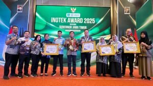 Kampung Semanggi Surabaya Raih Juara di INotek Award Jatim 2025