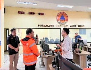 Emil Dardak Turun Pantau Perkembangan Bencana di Jatim