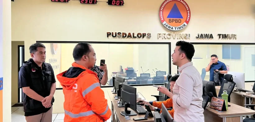 Wagub Emil dan Sekdaprov Adhy Karyono Tinjau Pusdalops PB di Tengah Maraknya Bencana Jatim
