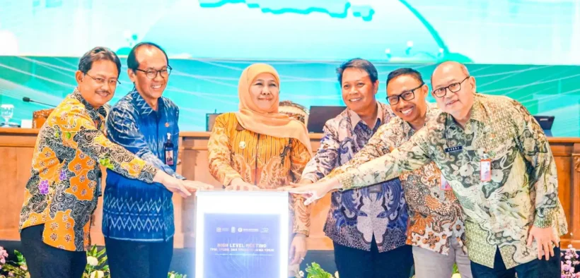 Gubernur Khofifah dan BI Jatim menggelar High Level Meeting TPID–TP2DD–TP2ED untuk memperkuat sinergi pengendalian inflasi Jelang Nataru