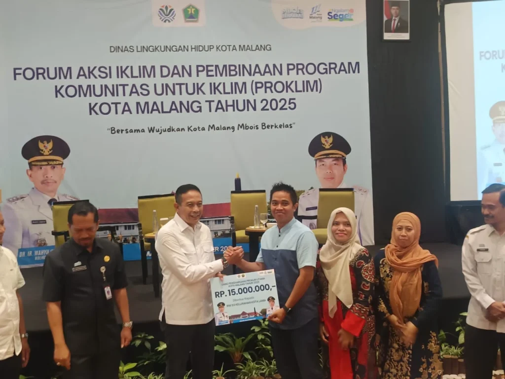 Pemerintah Kota Malang terus mendorong penguatan Program Kampung Iklim (Proklim) sebagai upaya menjaga kelestarian lingkungan