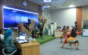 Pemerintah Kota Probolinggo kembali menghidupkan semangat ekonomi kreatif berbasis masyarakat melalui gelaran Lomba Kampung Wisata 2025