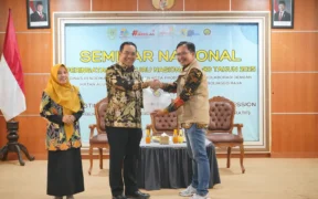 Seminar Nasional Hari Guru Probolinggo