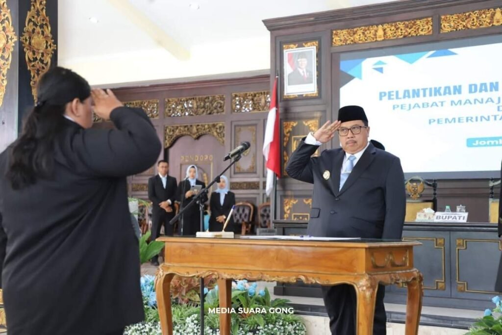 Warsubi Lantik 66 Pejabat Baru Jombang!