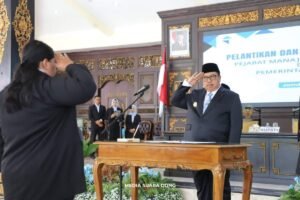 Warsubi Lantik 66 Pejabat Baru Jombang!