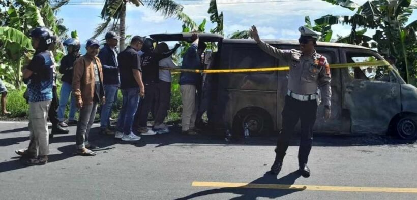 mobil pengisi ATM terbakar Polman