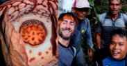Penemuan bunga langka Rafflesia hasseltii di Sijunjung, Sumatera Barat, memantik perdebatan panas di dunia maya.