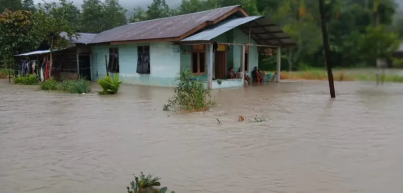 Jumlah korban bencana alam berupa banjir dan longsor di beberapa wilayah Sumatera Utara terus bertambah jadi 43 Jiwa