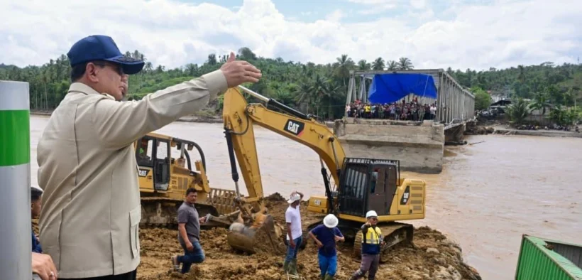 Presiden Prabowo Subianto menyetujui bantuan Rp60 juta per rumah untuk membantu korban bencana longsor dan banjir Sumatera