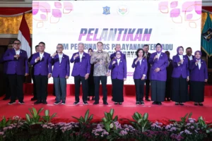 Wali Kota Surabaya Lantik Tim Pembina Pos Pelayanan Terpadu