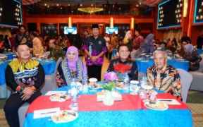 Gubernur Khofifah mengajak warga Jatim di Kepulauan Riau (Kepri) menjaga guyub rukun dan memperkuat kerja sama ekonomi