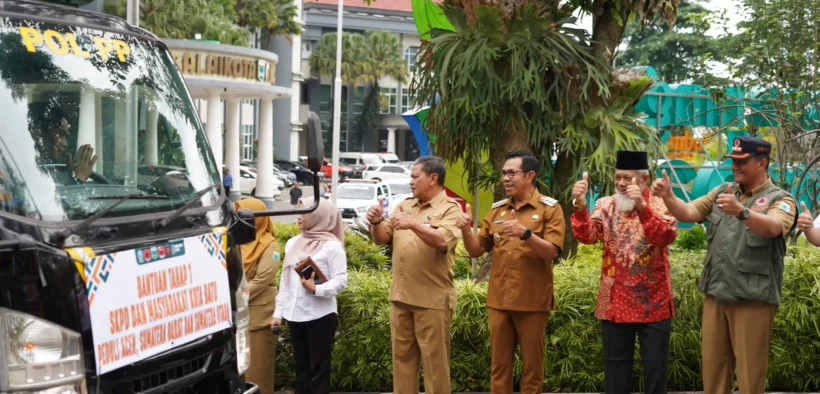 Wujud Solidaritas Terhadap Warga Sumatera dan Aceh, Wali Kota Nurochman Lepas Bantuan Kemanusiaan