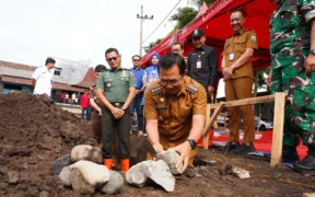 Wali Kota Nurochman Resmikan Pembangunan Gerai KDMP Torongrejo