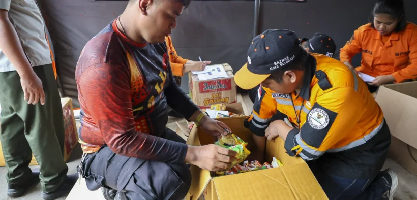 Posko Peduli Bencana Pemkot Surabaya Terus Dibuka, Bantuan Mengalir dari Berbagai Elemen Masyarakat