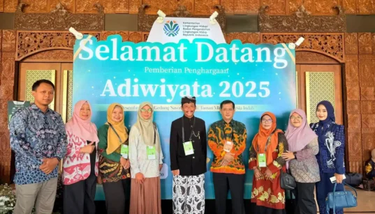 4 sekolah di Kabupaten Probolinggo menorehkan prestasi membanggakan setelah meraih Penghargaan Adiwiyata Nasional 2025