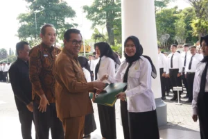 Pemkot Batu Serahkan SK PPPK Paruh Waktu kepada 1.233 Pegawai