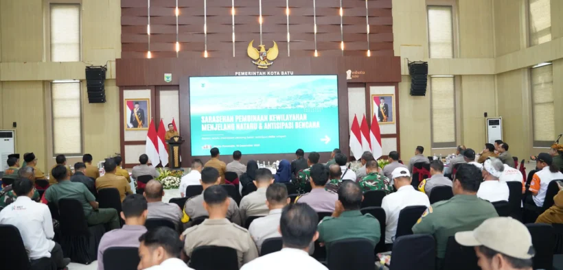 Pemerintah Kota Batu menggelar Pembinaan Kewilayahan melalui sarasehan menghadapi libur Natal dan Tahun Baru (Nataru)
