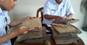 Abadikan Warisan Leluhur, Pemkab Probolinggo Digitalisasi Naskah Kuno Warga