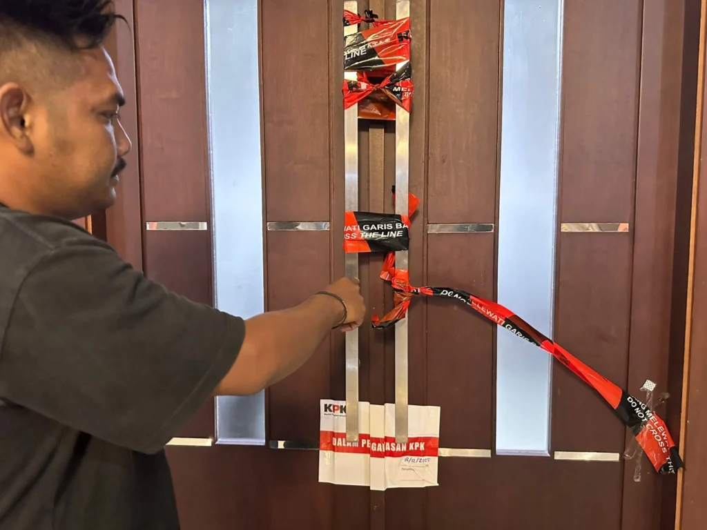 KPK Tangkap 10 Orang dalam OTT di Bekasi, Masih Terus Diselidiki