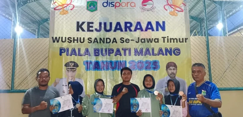 Prestasi membanggakan kembali ditorehkan atlet Wushu Kabupaten Probolinggo dalam Kejurda Wushu Sanda Piala Bupati Malang 2025.
