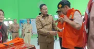 Gerakan Pramuka Kwartir Cabang (Kwarcab) Kota Malang menerjunkan 111 personel untuk membantu pengamanan perayaan Natal dan Tahun Baru (Nataru) 2025