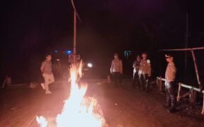 Resahkan Warga, Polisi Musnahkan Arena Judi Sabung Ayam di Gedangan