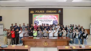Polres Jombang Evaluasi Kinerja Kamtibmas 2025